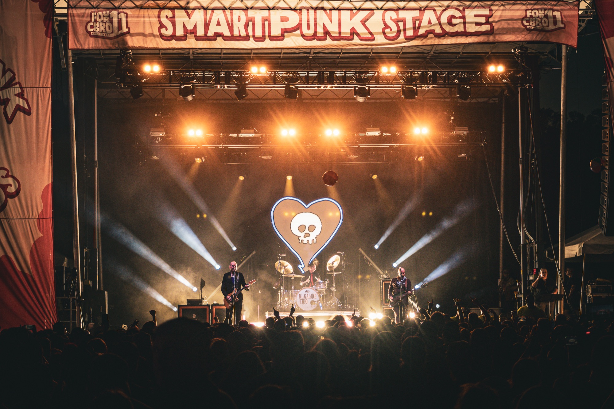 Alkaline Trio live at Four Chord Music Fest 11 2025, photo 14 by Don Jilla
