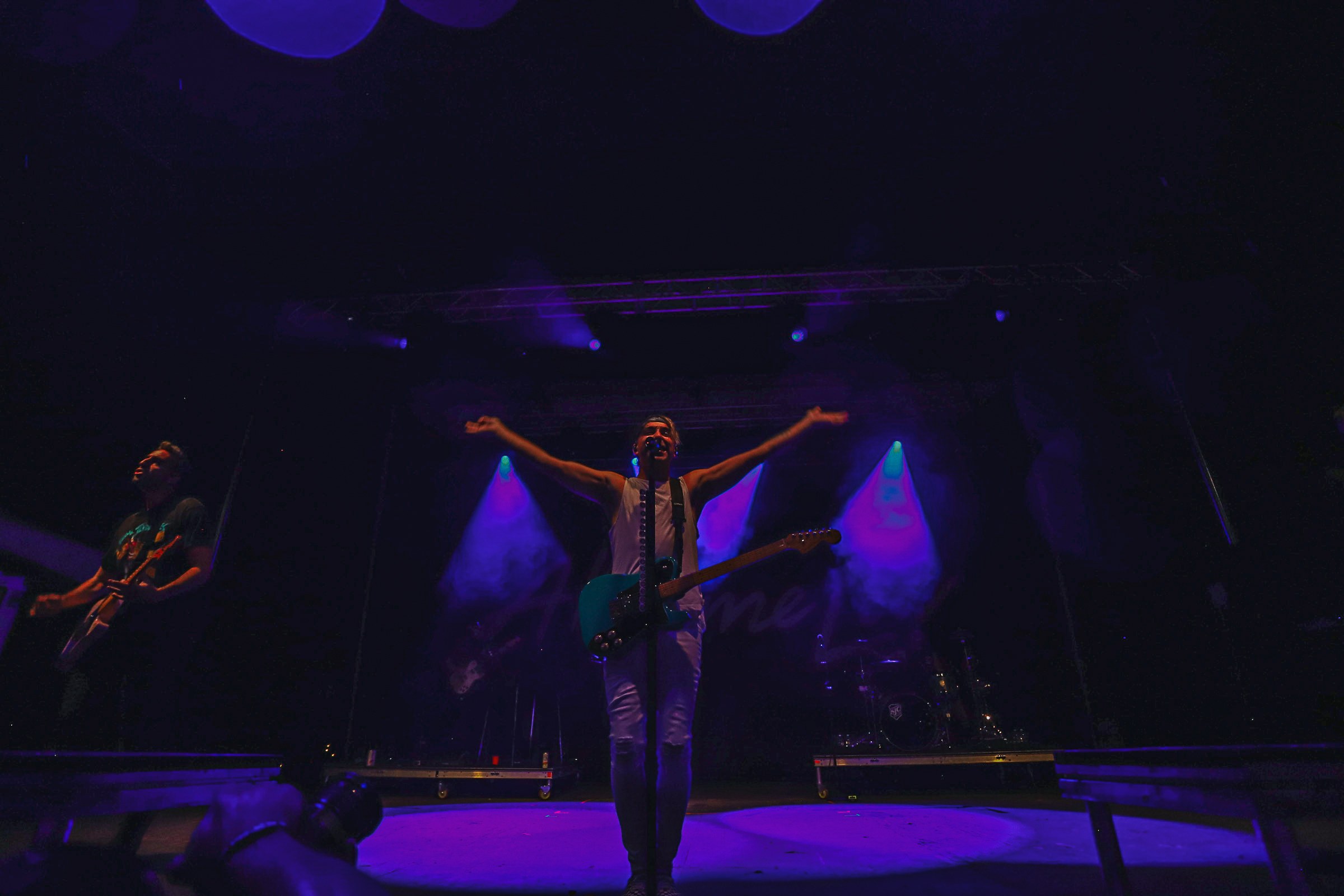 All Time Low live at Four Chord Music Fest 8 2022, photo 5 by Don Jilla