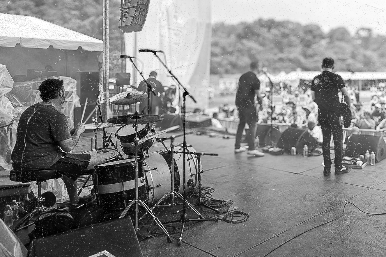 Don't Panic live at Four Chord Music Fest X 2024, photo 11 by Don Jilla