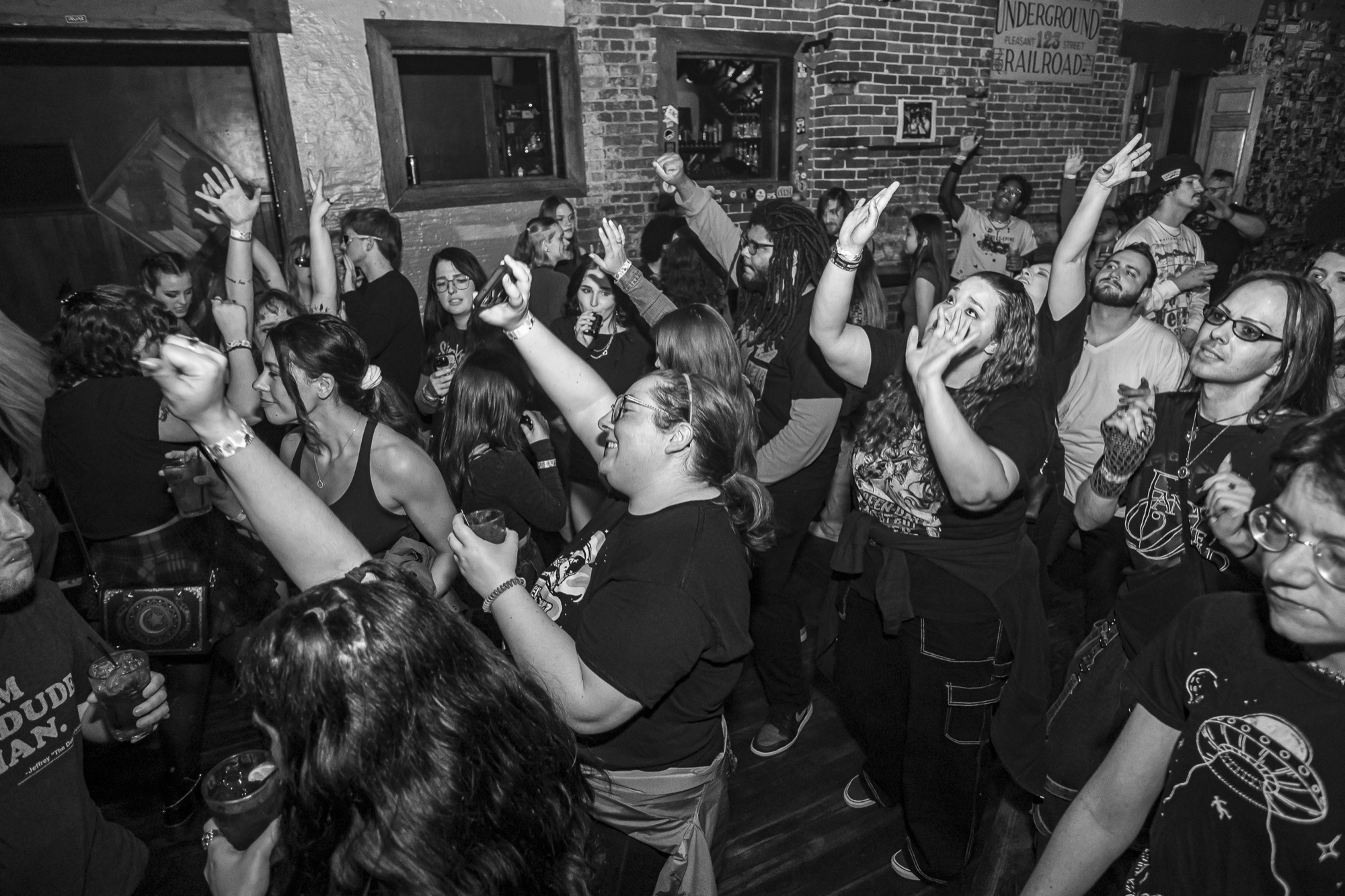 Myspace Nite live at Myspace Nite 2025, photo 38 by Don Jilla