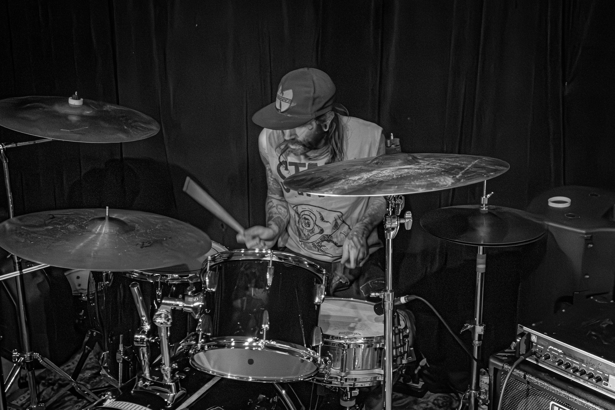 Razorblade live at Green Beacon Gallery Show 2024, photo 10 by Don Jilla