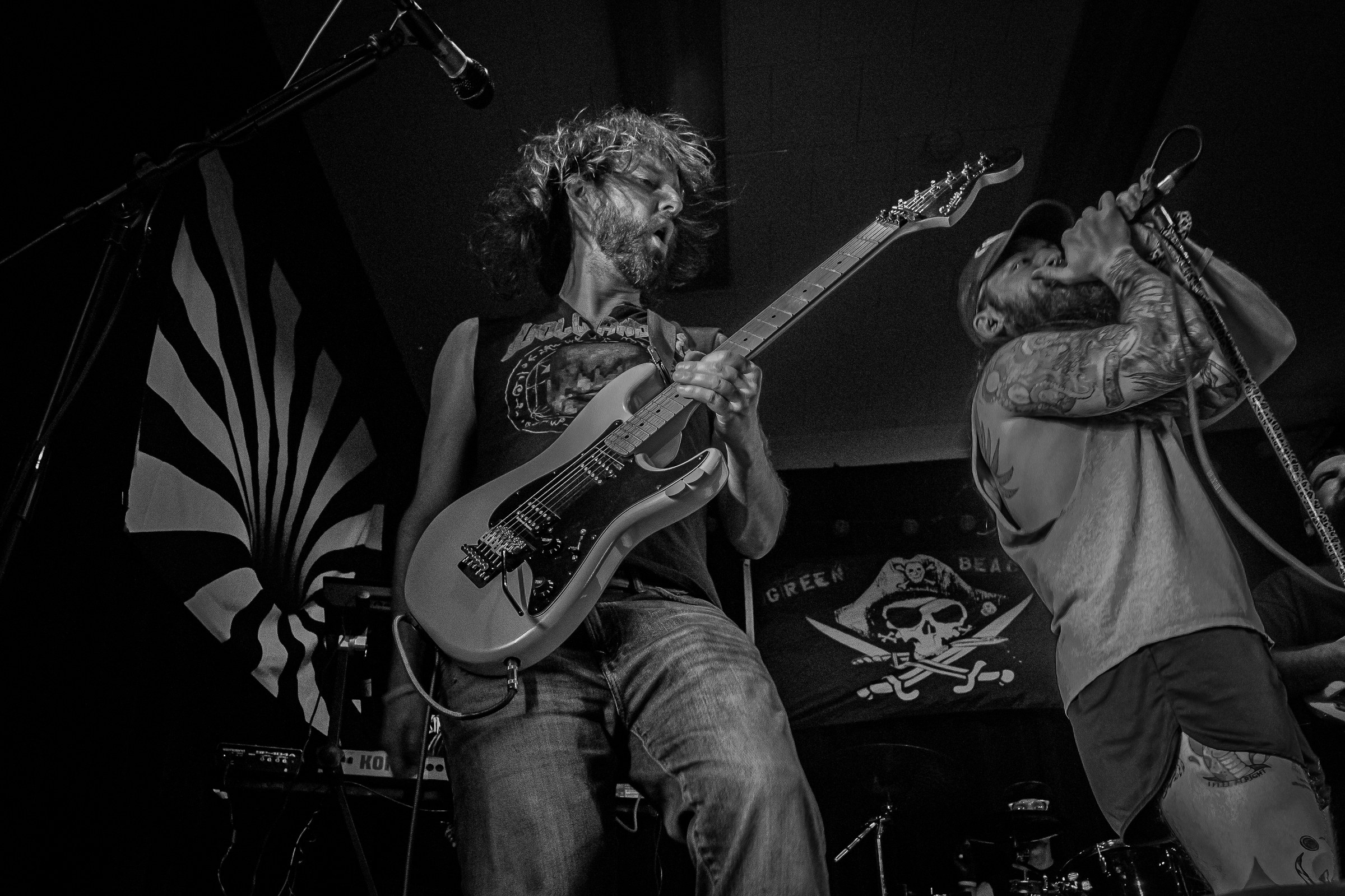 Star Viper live at Green Beacon Gallery Show 2024, photo 13 by Don Jilla