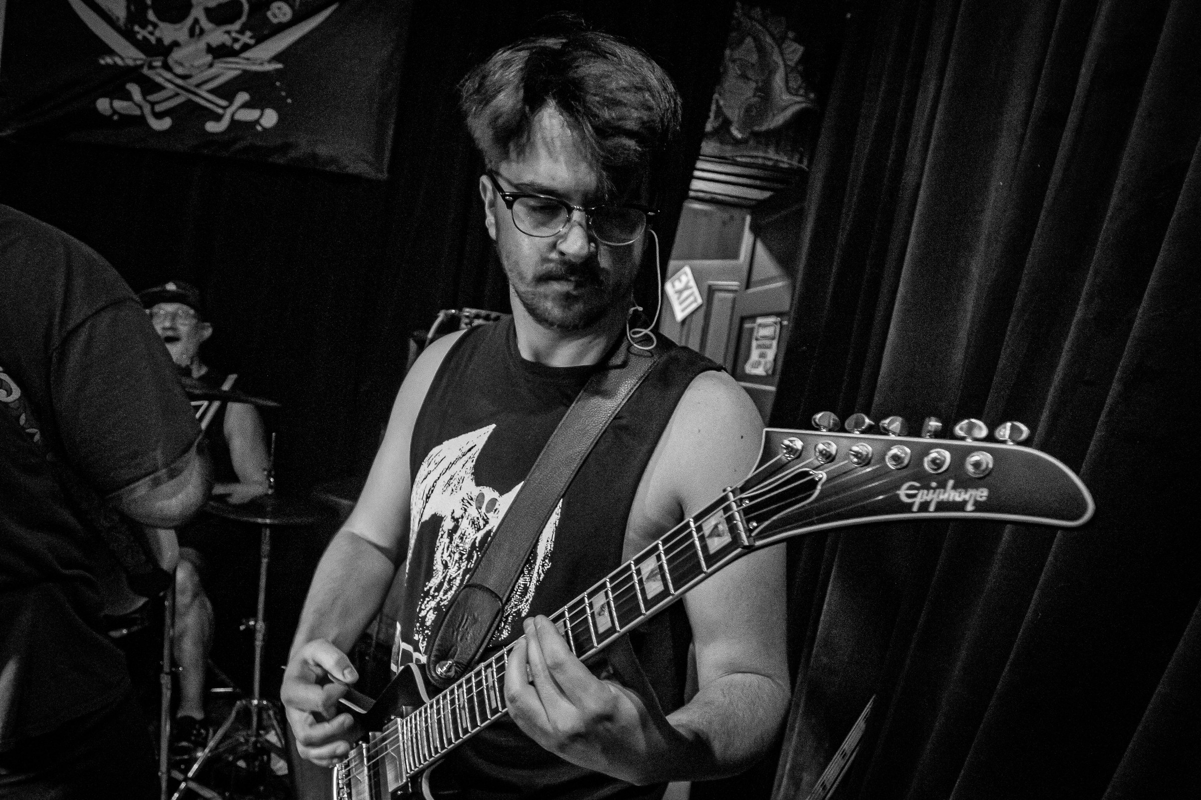Star Viper live at Green Beacon Gallery Show 2024, photo 19 by Don Jilla