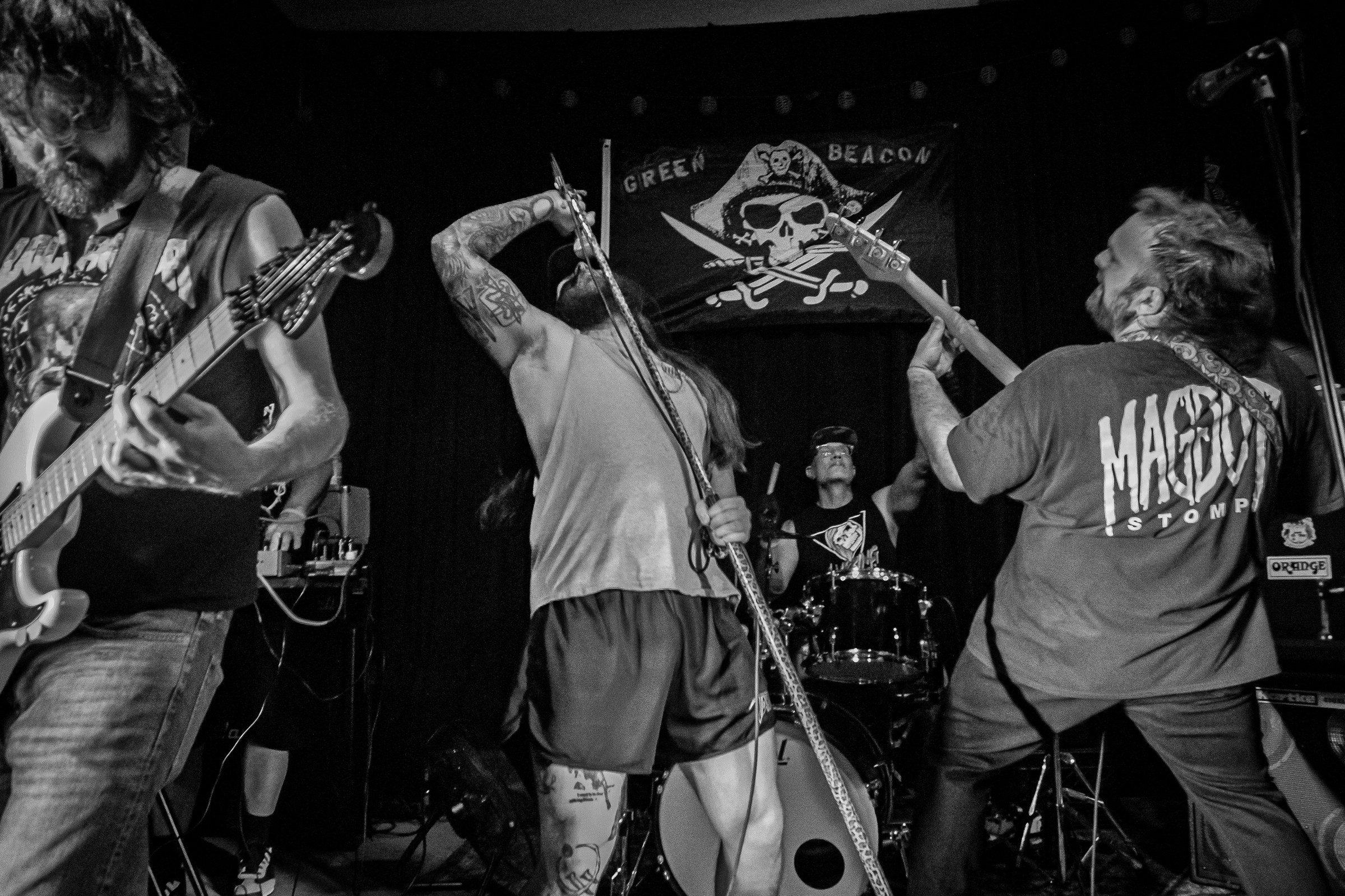 Star Viper live at Green Beacon Gallery Show 2024, photo 39 by Don Jilla