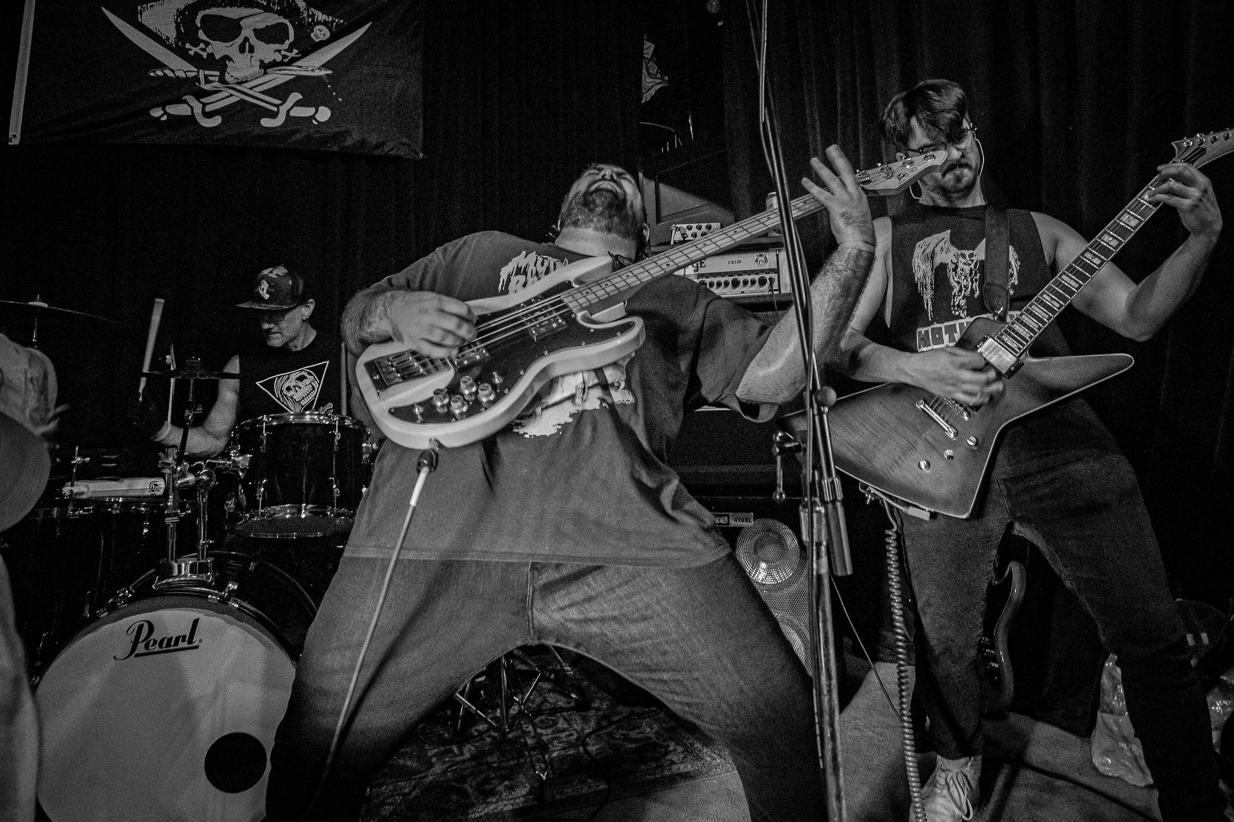 Star Viper live at Green Beacon Gallery Show 2024, photo 40 by Don Jilla