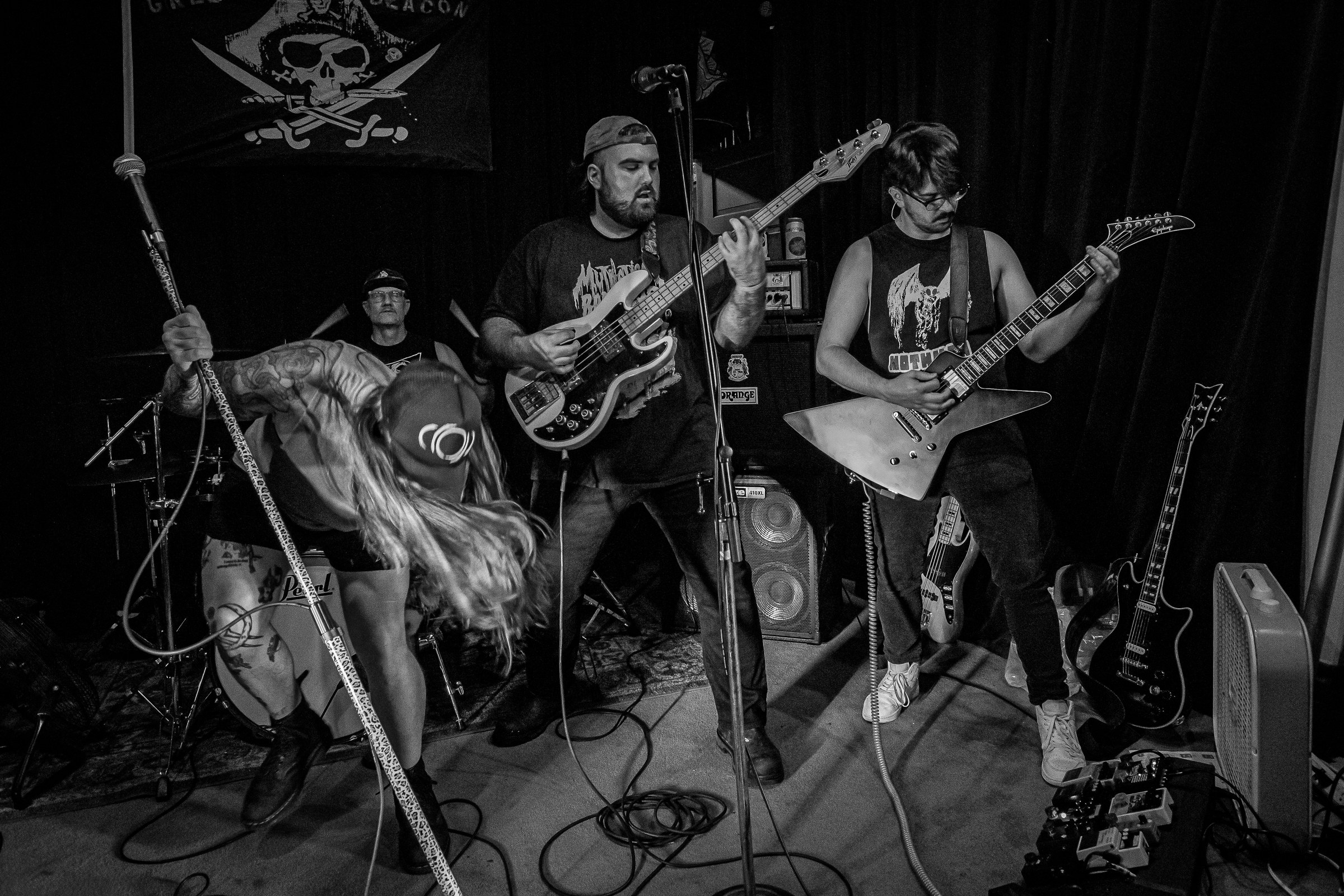 Star Viper live at Green Beacon Gallery Show 2024, photo 45 by Don Jilla
