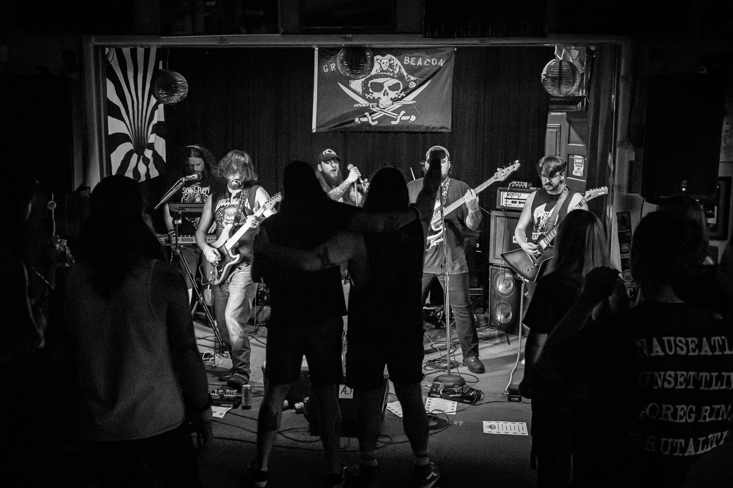 Star Viper live at Green Beacon Gallery Show 2024, photo 63 by Don Jilla