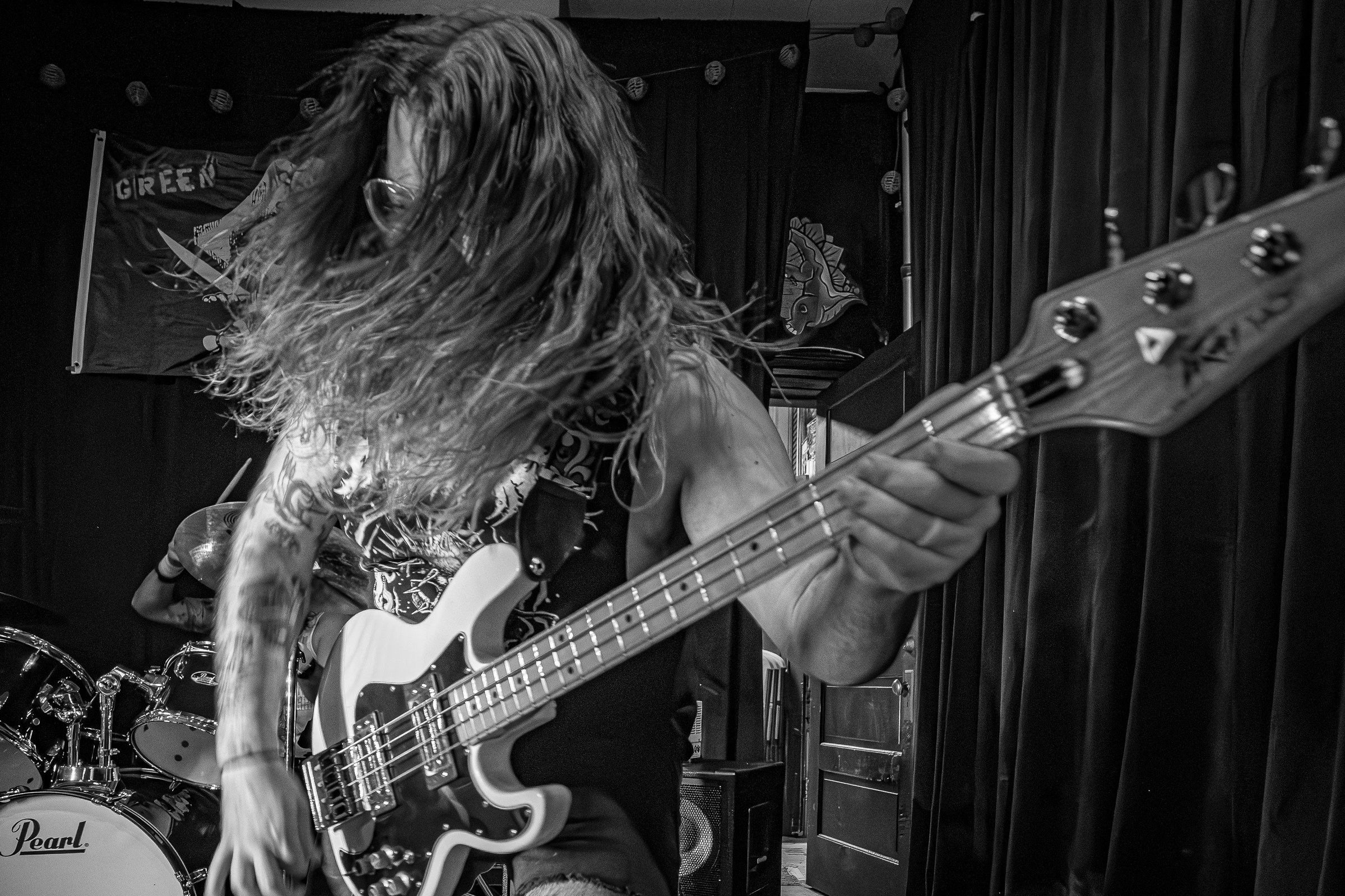 Takacs live at Green Beacon Gallery Show 2024, photo 12 by Don Jilla