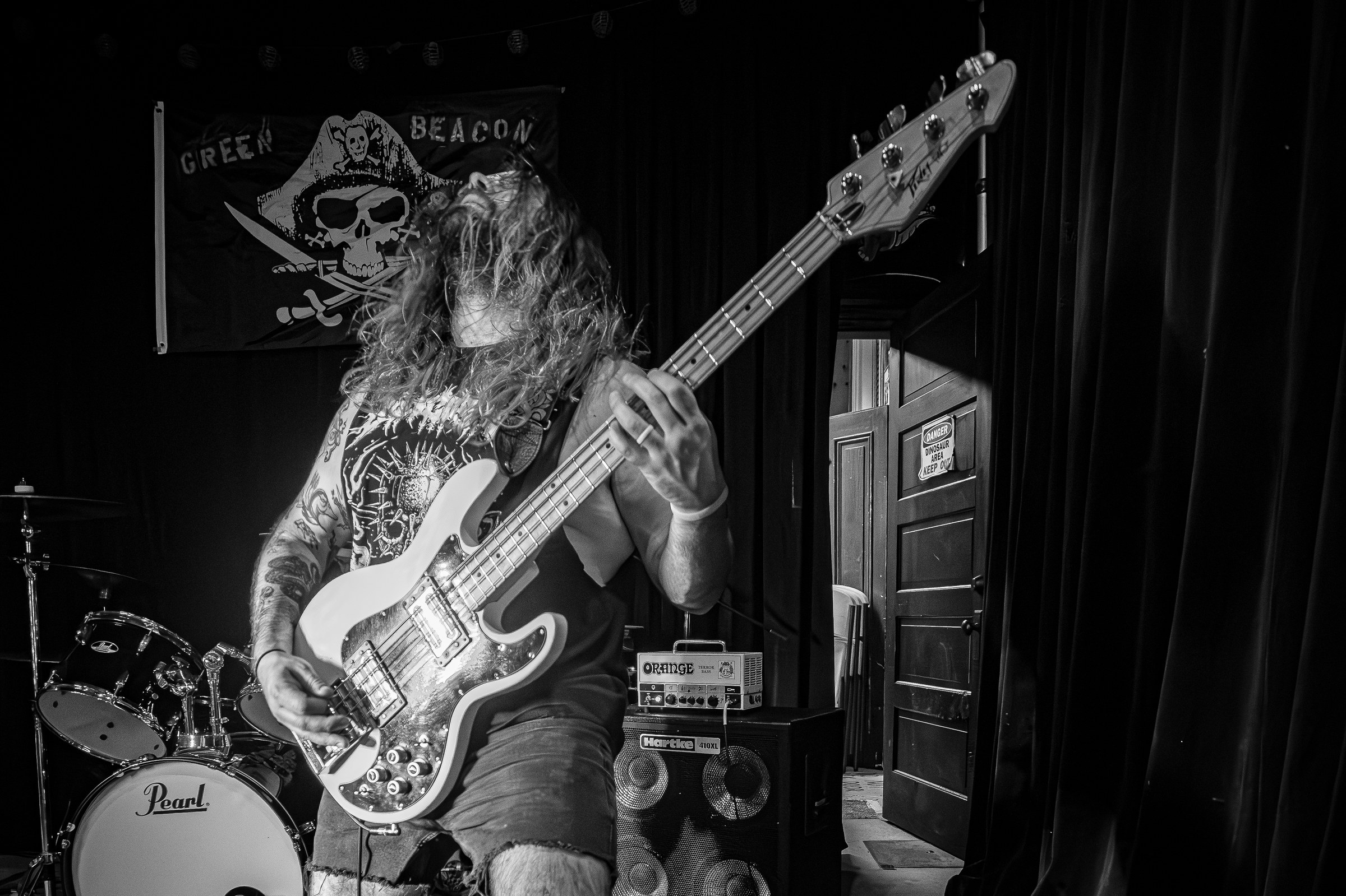 Takacs live at Green Beacon Gallery Show 2024, photo 14 by Don Jilla