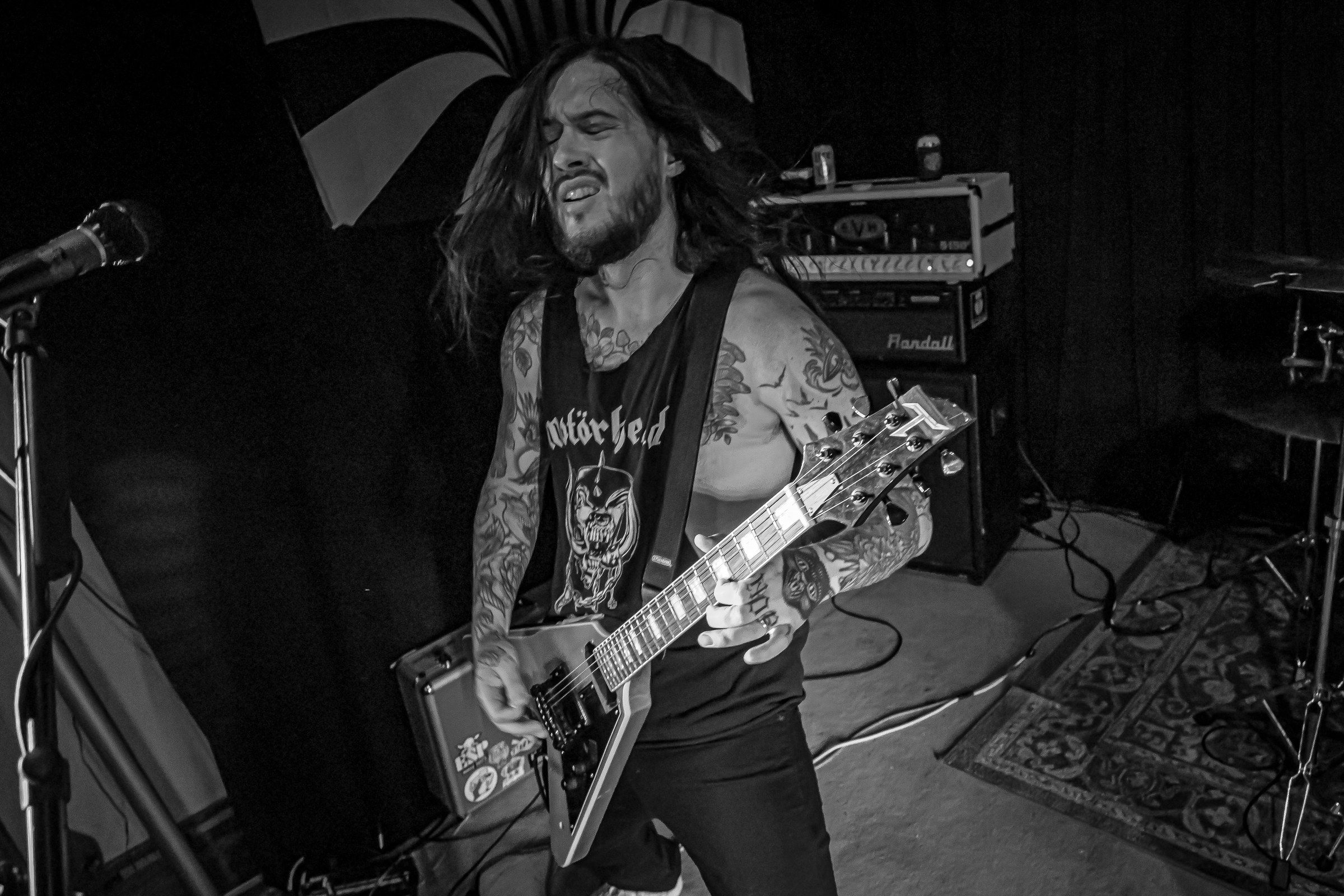 Takacs live at Green Beacon Gallery Show 2024, photo 21 by Don Jilla