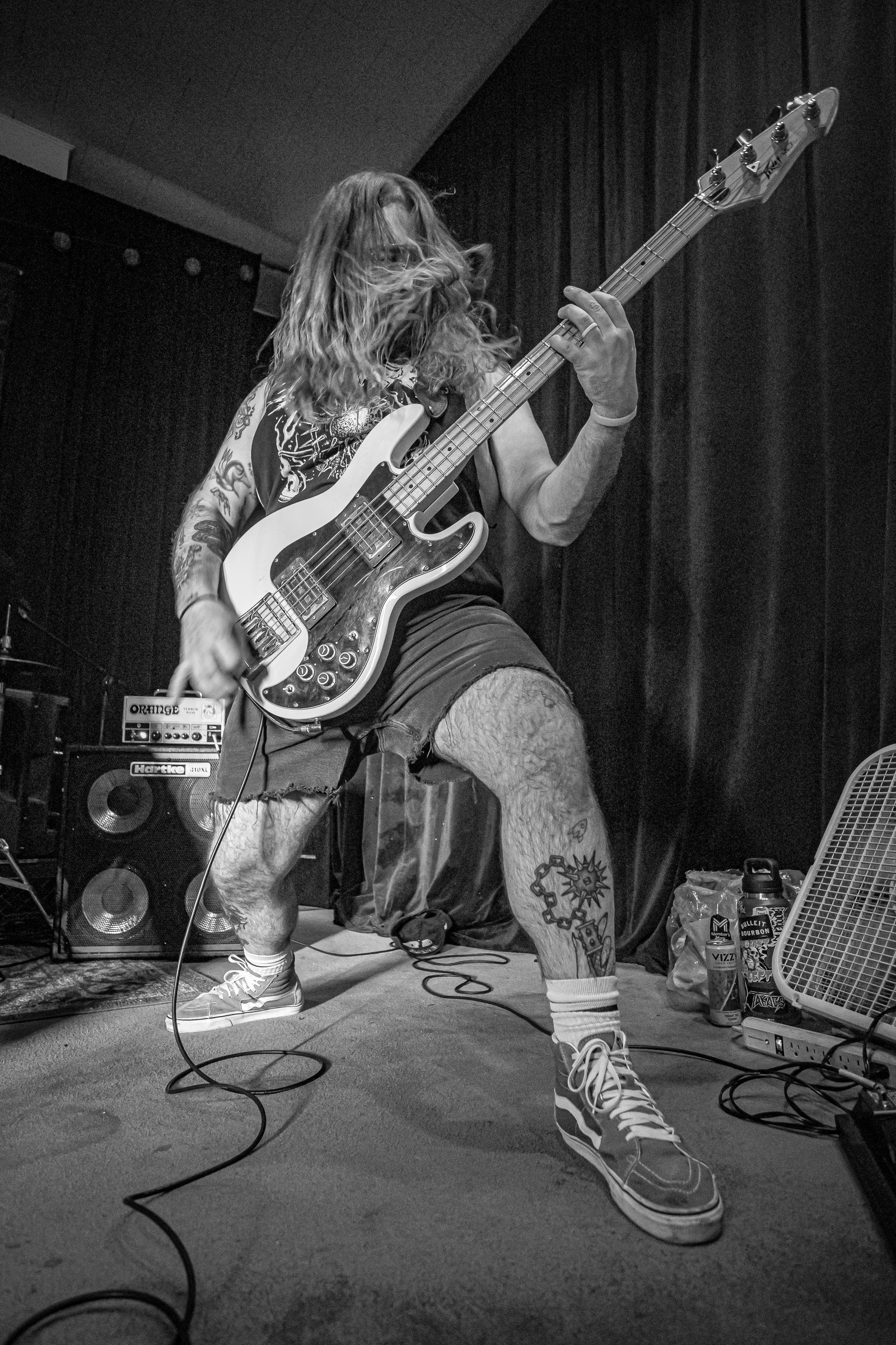 Takacs live at Green Beacon Gallery Show 2024, photo 5 by Don Jilla