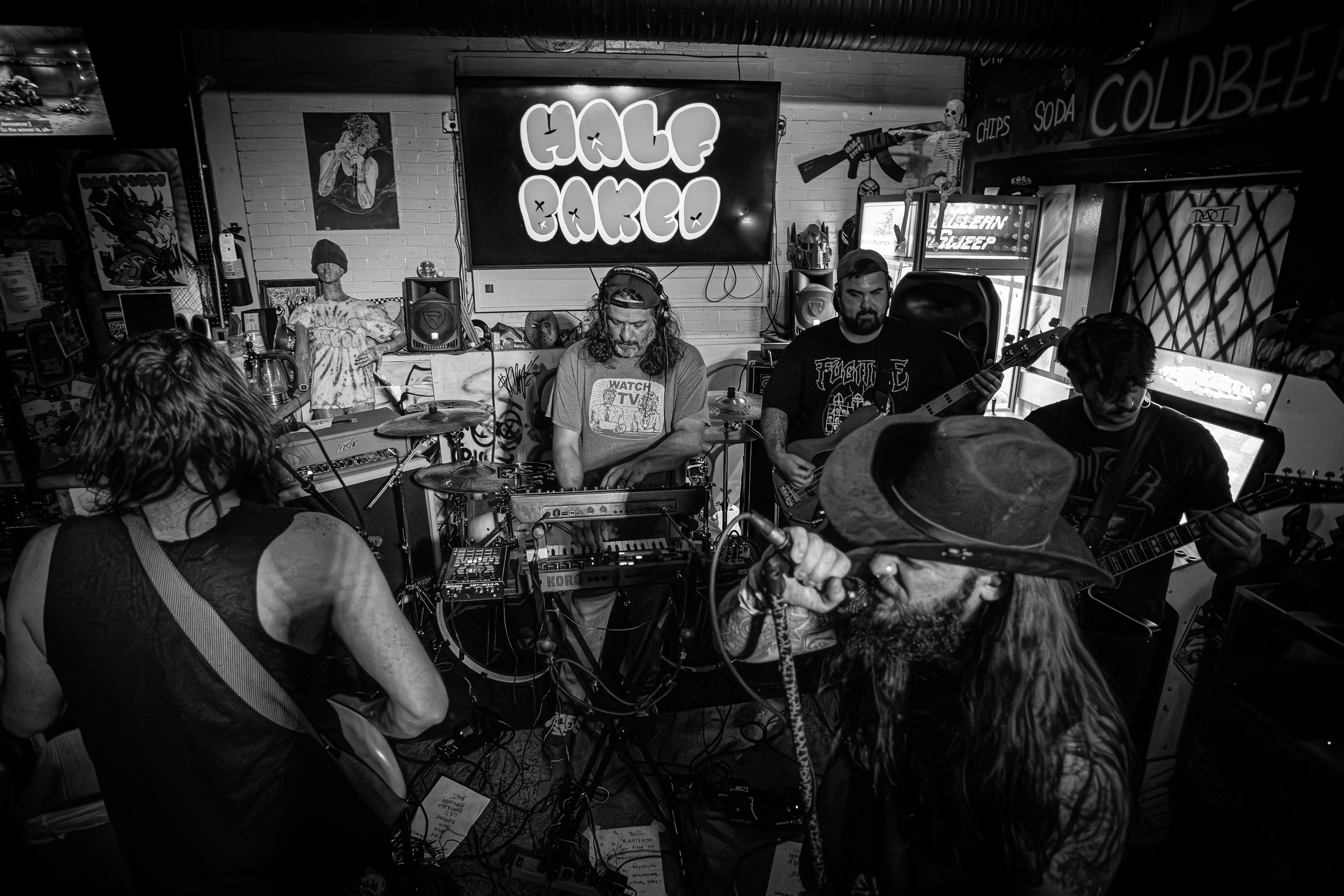 Star Viper live at Spooky Szn Run 2024, photo 21 by Don Jilla