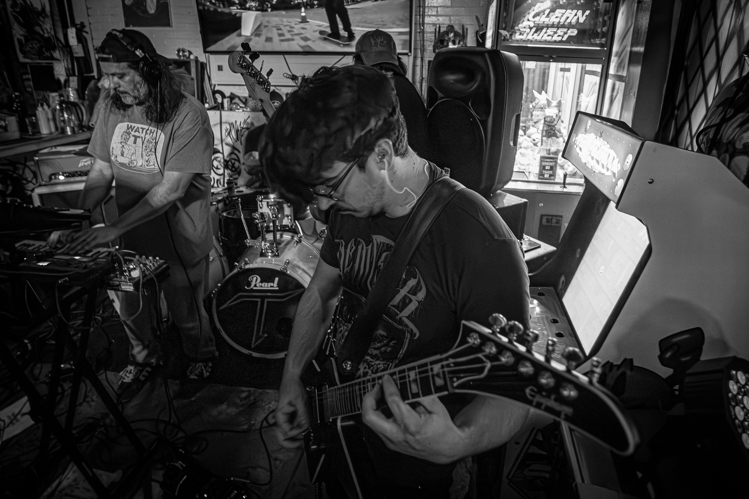 Star Viper live at Spooky Szn Run 2024, photo 25 by Don Jilla