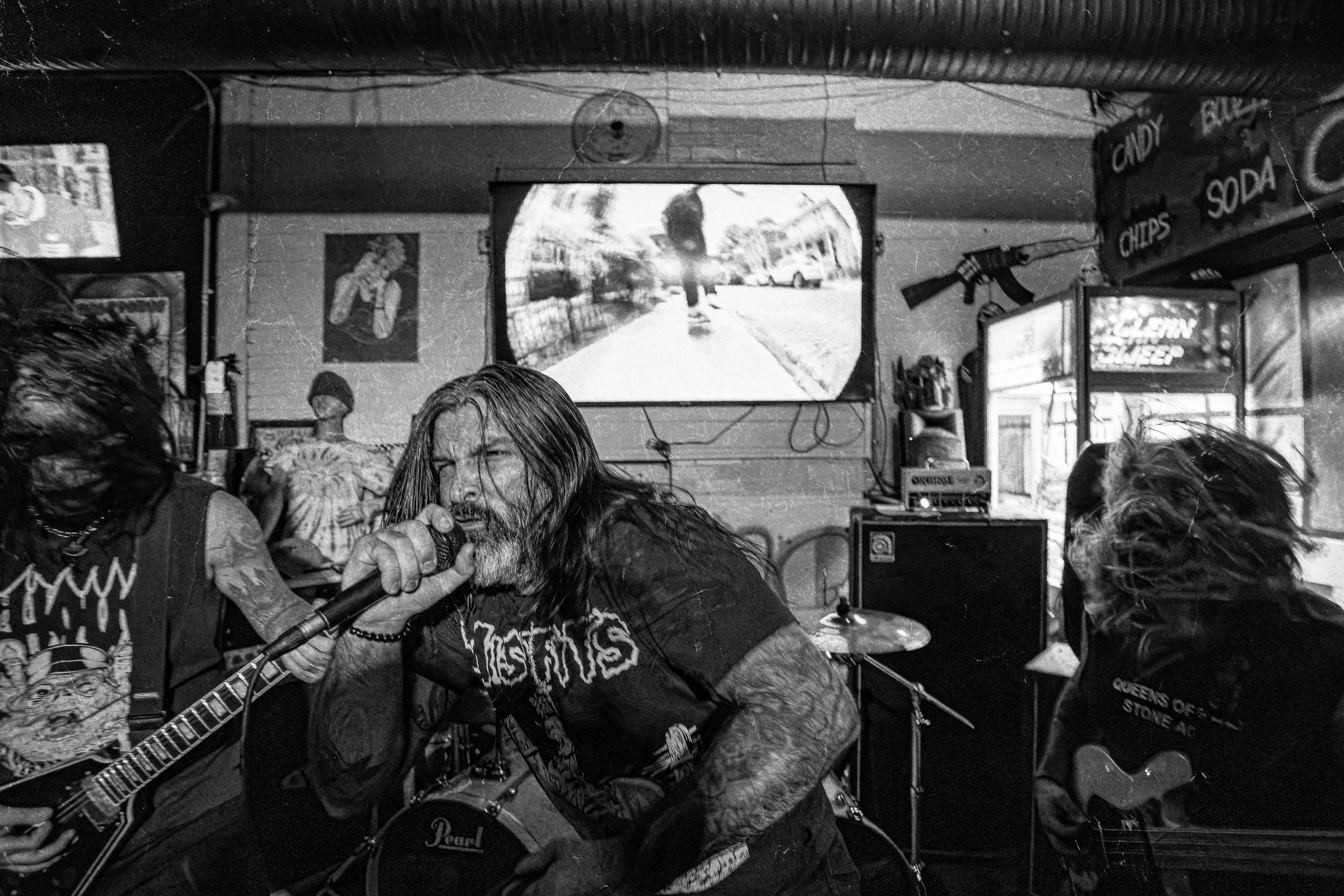Takacs live at Spooky Szn Run 2024, photo 14 by Don Jilla